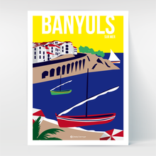 Charger l'image dans la galerie, Affiche Poster Hello Terroir illustration colorée style vintage baie de Banyuls, arcades et barques catalanes
