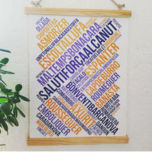 Charger l'image dans la galerie, Affiche Expressions catalanes, suspension aimantée bois - Hello Terroir